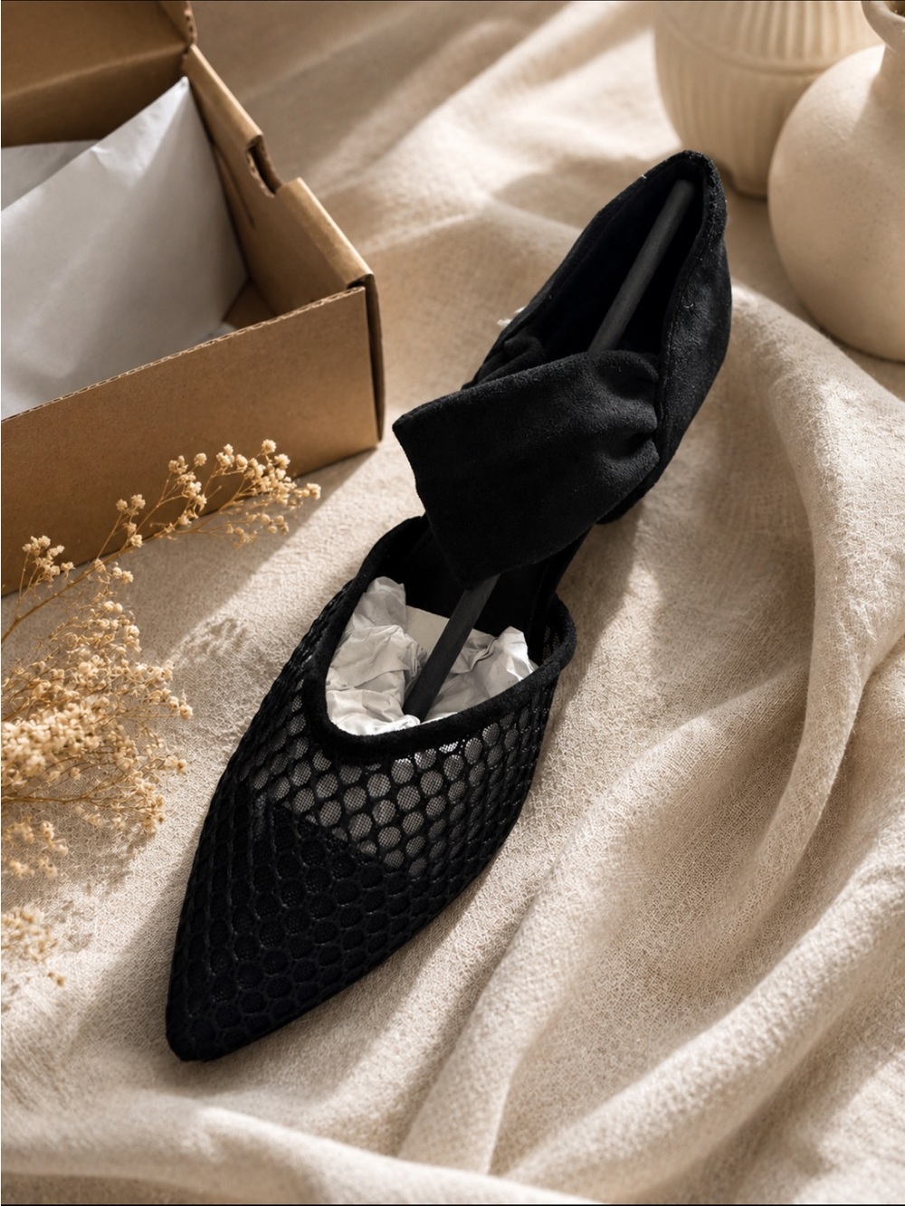 Black Mesh Pointed Toe Women's Flats - Dream Pairs